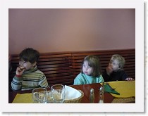 p1000996 * 2816 x 2112 * (1.68MB)
